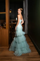 Elegant Strapless Sleeveless Tulle Prom Dresses Floor Length With Pleats Zipper