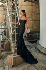 Graceful Black Spaghetti-Straps Sleeveless Mermaid Prom Dresses Beads With Lace-Up Back