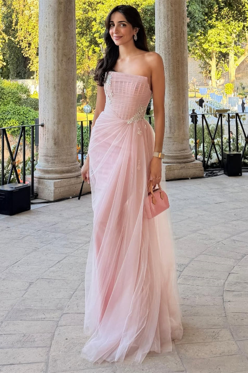 prom dress from pretty in pink How Molly Ringwald's 'Pretty In Pink' Prom Dress Was Really Made Will  Surprise You  EXCLUSIVE