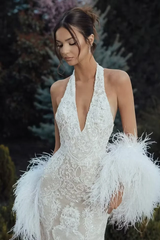 Elegant V-Neck Halter Sleeveless Mermaid Prom Dresses Sheath Backless With Feather