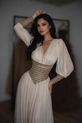 Glamorous V-Neck Long Sleeves Chiffon Prom Dresses Floor Length Gem With Pleats