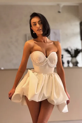 Graceful Sweetheart Strapless Sleeveless Satin Homecoming Dresses Mini Pearls With Pleats