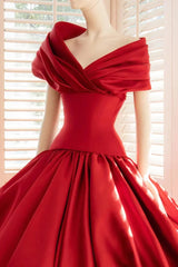 Elegant Red Off The Shoulder Satin Prom Dresses A-Line With Pocket Pleats