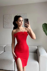 Romantic Red Strapless Sleeveless Satin Homecoming Dresses Mini Side Split With Feather
