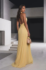 Chic Daffodil Halter V-Neck Sleeveless Mermaid Prom Dresses Backless High Split With Zipper