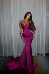 Pretty Purple Sweetheart Strapless Sleeveless Satin Mermaid Prom Dresses Sheath With Pleats