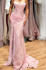 Elegant Pink Strapless Sweetheart Sleeveless Lace Mermaid Prom Dresses High Split With Pleats