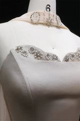Luxurious Strapless Sleeveless A-Line Prom Dresses Floor Length Beads With Lace-Up Back