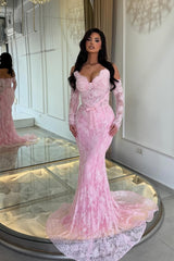 Glamorous Dusty Pink Sweetheart Strapless Sleeveless Lace Mermaid Prom Dresses Sheath With Lace-Up Back