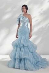 Unique Sky Blue One Shoulder Satin Prom Dresses Column With Zipper Pleats