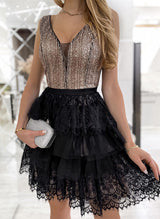 A-Line Sleeveless V-Neck Lace Short/Mini Short/Mini Homecoming Dresses With Sequins-Ballbella