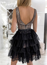 A-Line Sleeveless V-Neck Lace Short/Mini Short/Mini Homecoming Dresses With Sequins-Ballbella