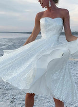 A-Line Strapless Sleeveless Knee-Length Sequined Homecoming Dresses-Ballbella