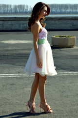 A-line Sweetheart Knee Length Tulle Beading Homecoming Dress-Ballbella