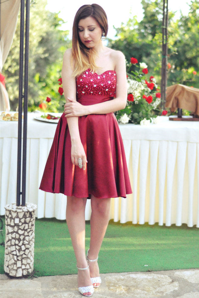 A-line Sweetheart Knee Length Tulle Rhinestone Homecoming Dress-Ballbella