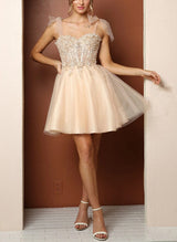 A-Line Sweetheart Sleeveless Short/Mini Tulle Homecoming Dresses With Appliques Lace-Ballbella
