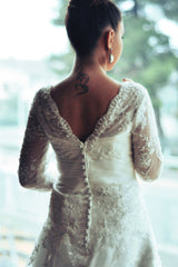 A-line V-neck Floor Length Tulle Applique Lace Wedding Dress-Ballbella