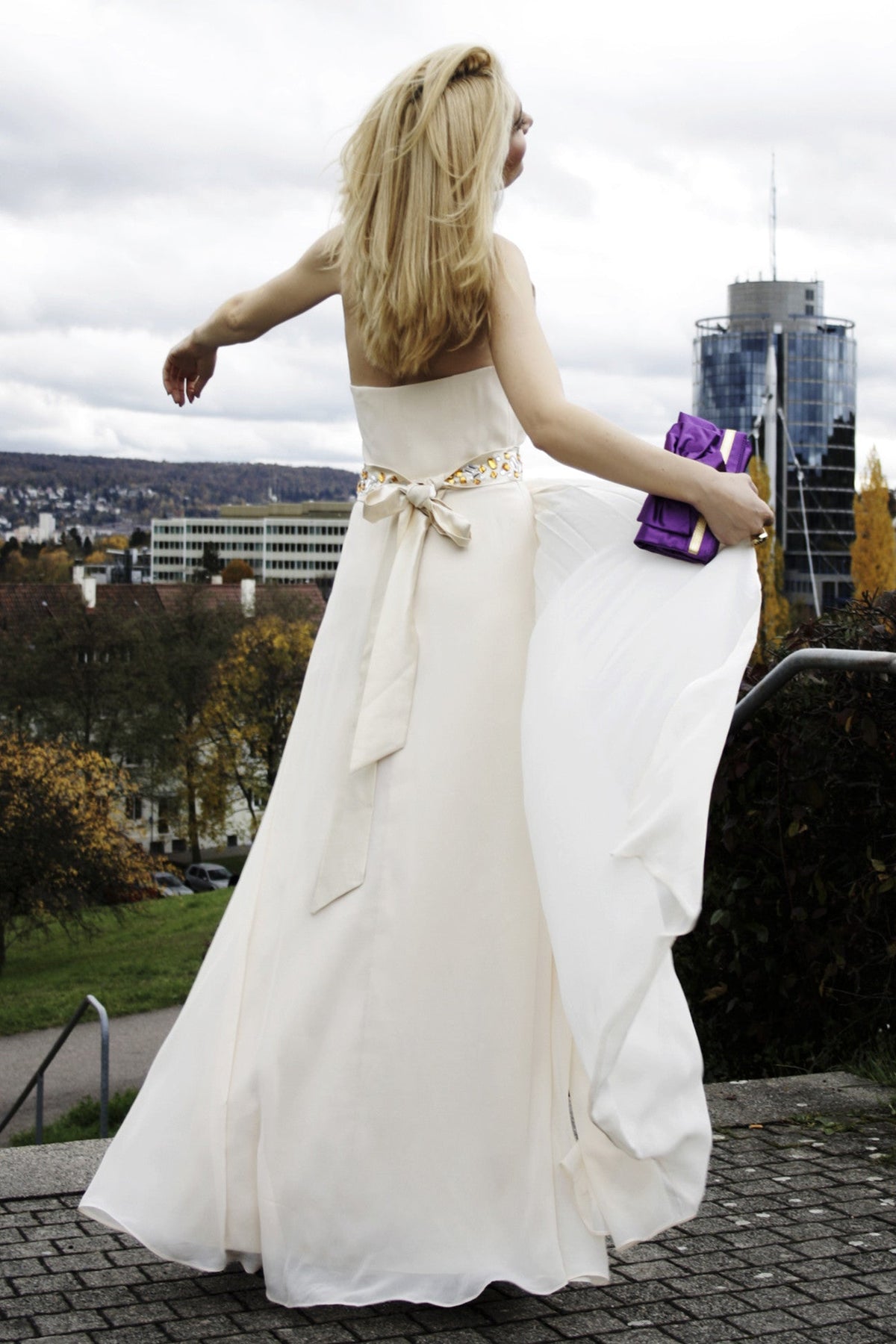 A-line V-neck Halt Floor Length Chiffon Rhinestone Evening Dress A-line V-neck Halt Floor Length Chiffon Rhinestone Evening Dress