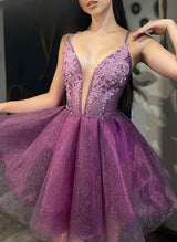 A-Line V-neck Sleeveless Short/Mini Tulle Homecoming Dresses With Appliques Lace-Ballbella