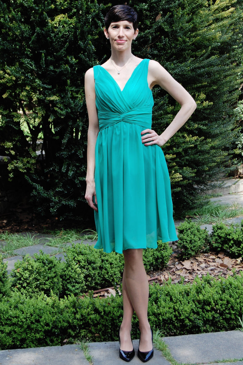 A-Line V-Neck Wide Strap Knee Length Chiffon Mother Dress A-Line V-Neck Wide Strap Knee Length Chiffon Mother Dress