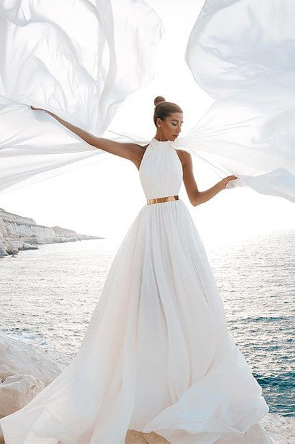 Ballbella.com supplies you A-Line White Chiffon High-Neck Sleeveless Beach Wedding Dress online at an affordable price, fast delivery.