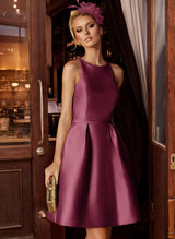 A-Line/Princess Scoop Neck Satin Sleeveless Knee-Length Homecoming Dresses With Pockets-Ballbella