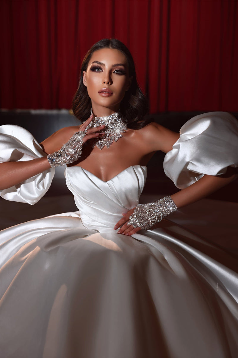 Ball Gown Strapless Sweetheart Bubble Sleeves Applique Floor-length Backless With Side Train Wedding Dress-Ballbella