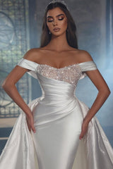 Ballbella Elegant Beading Sleeveless Wedding Gowns With Glitter Satin Off-the-shoulder-Ballbella