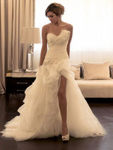 Check this Beading Organza Sweep Train Sweetheart Sleeveless Ball Gown Wedding Dresses at ballbella.com, this dress will make your guests say wow. The Sweetheart bodice is thoughtfully lined, and the skirt with Beading to provide the airy, flatter look of Organza.