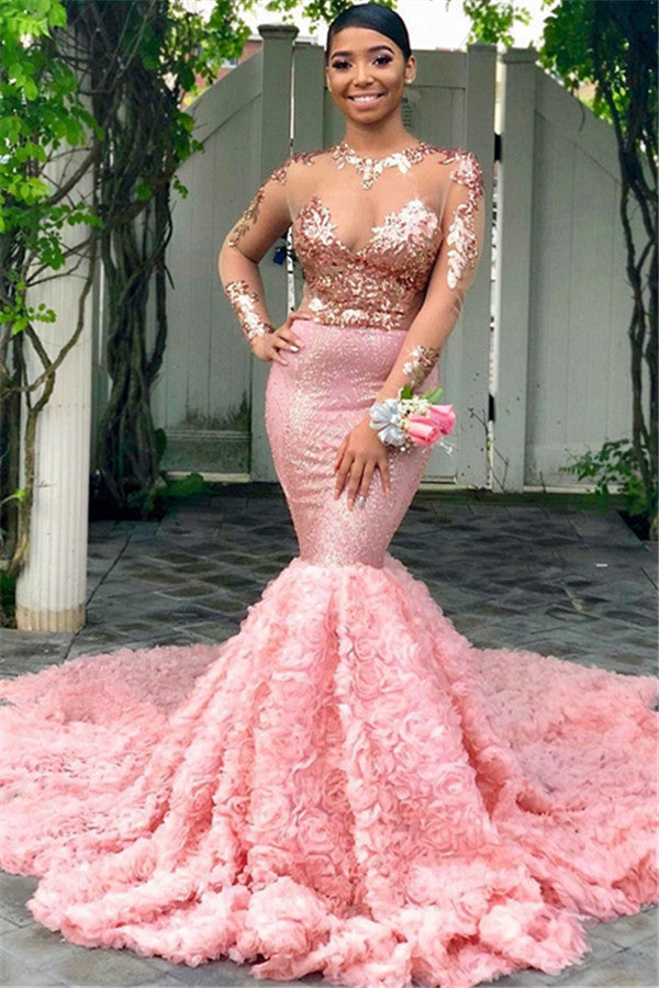 This beautiful Beautiful Round Neck Sequins Mermaid Long Sleevess Tulle Prom Dresses will make your guests say wow. The Jewel bodice is thoughtfully lined,  and the skirt with Sequined to provide the airy,  flatter look of Tulle.