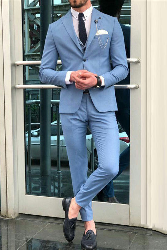 Blue Peaked Lapel Slim Fit Designer Men Suits