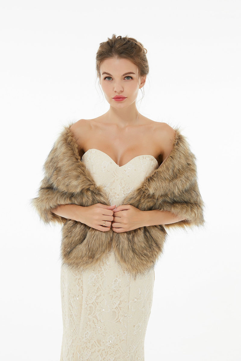 Brooke - Winter Faux Fur Wedding Wrap-Ballbella