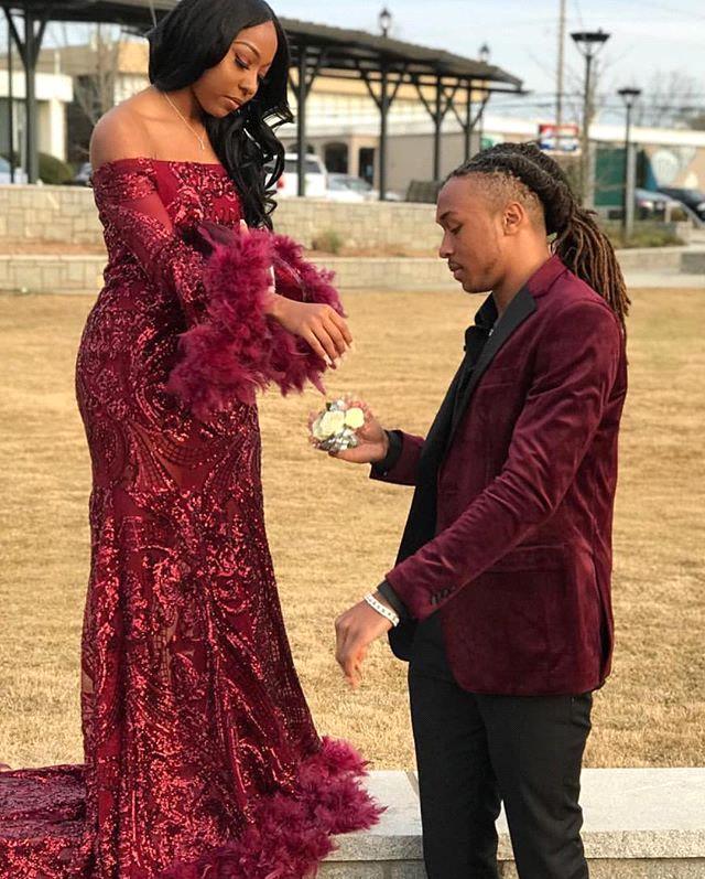 Burgundy Off Shoulder Sequins Sheath Long Sleeves Prom Dress with Feather-Ballbella