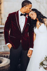 Discover the very best Burgundy Velvet One Button Wedding Groom Suit for Men for work,prom and wedding occasions at ballbella. Made Burgundy Notched Lapel Mens Suits with high Quality.