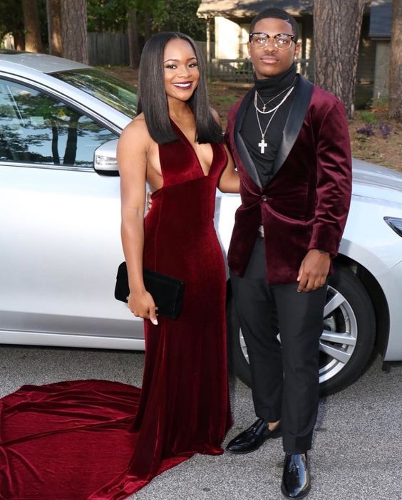 Burgundy Velvet Shawl Lapel Men's Prom Suits-Ballbella