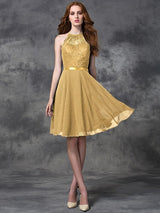 Charming Halter Lace Sleeveless Short Chiffon Bridesmaid Dresses-Ballbella