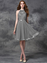A-Line Charming Halter Lace Sleeveless Short Chiffon Bridesmaid Dresses