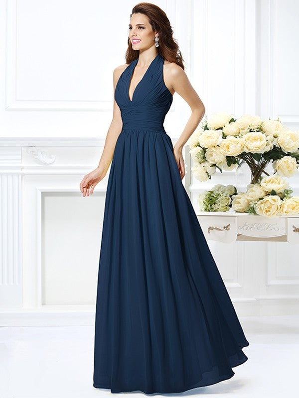Charming Halter Pleats Sleeveless Long Chiffon Bridesmaid Dresses-Ballbella