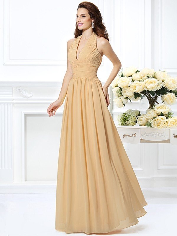 Charming Halter Pleats Sleeveless Long Chiffon Bridesmaid Dresses-Ballbella