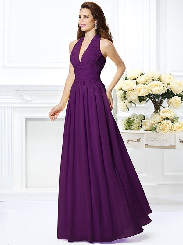 Charming Halter Pleats Sleeveless Long Chiffon Bridesmaid Dresses-Ballbella