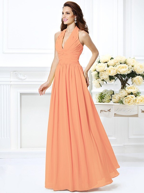 Charming Halter Pleats Sleeveless Long Chiffon Bridesmaid Dresses-Ballbella