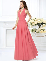 Charming Halter Pleats Sleeveless Long Chiffon Bridesmaid Dresses-Ballbella