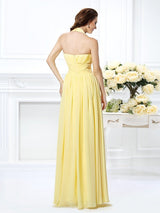 Charming Halter Pleats Sleeveless Long Chiffon Bridesmaid Dresses-Ballbella