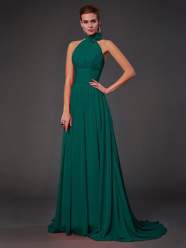 Charming Halter Sleeveless Hand-Made Flower Long Chiffon Bridesmaid Dresses-Ballbella