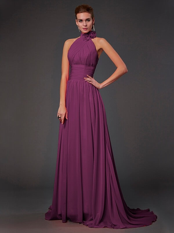 Charming Halter Sleeveless Hand-Made Flower Long Chiffon Bridesmaid Dresses-Ballbella