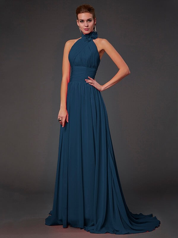 Charming Halter Sleeveless Hand-Made Flower Long Chiffon Bridesmaid Dresses-Ballbella