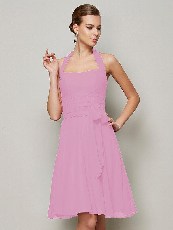 Charming Halter Sleeveless Pleats Bowknot Short Chiffon Bridesmaid Dresses-Ballbella