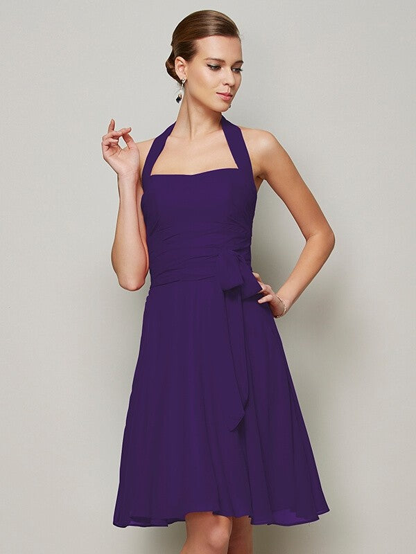 Charming Halter Sleeveless Pleats Bowknot Short Chiffon Bridesmaid Dresses-Ballbella