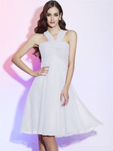 Charming Halter Sleeveless Pleats Short Chiffon Bridesmaid Dresses-Ballbella