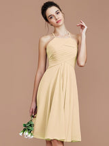 A-Line Charming Halter Sleeveless Ruched Short/Mini Chiffon Bridesmaid Dresses